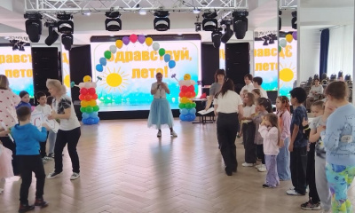 В культурном центре «АК «ЖДЯ» открыли детскую творческую смену / ЯСИА   