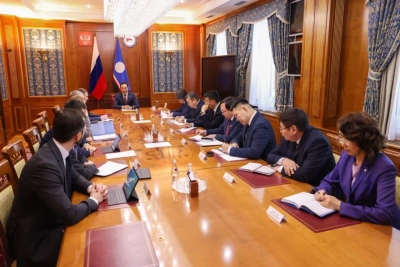 Обеспечить оперативное выполнение новых решений правительства РФ поручил глава Якутии / ЯСИА   