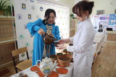 Когда собирать иван-чай, о его пользе и интересных рецептах рассказала эксперт из Якутии / Нарыйа Пахомова   