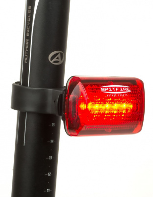 Фонарь для велосипеда задний Author A-Spitfire (красный черный)