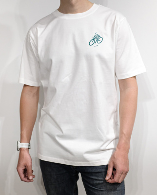 Футболка фирменная Birota (белый L Классический крой)