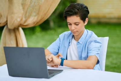 Школьники из Якутии стали больше готовиться к ЕГЭ и ОГЭ онлайн / ЯСИА   