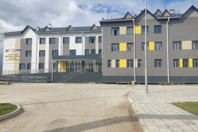 Восемь крупных объектов здравоохранения строят в Якутии / ЯСИА   Республика Саха (Якутия)