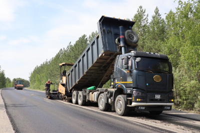 В Якутии приступили к асфальтированию участка региональной дороги «Умнас» / ЯСИА   
