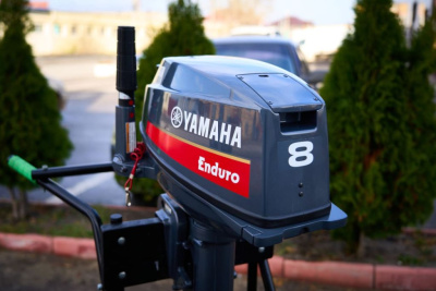 2х-тактный лодочный мотор YAMAHA E8DMHS Б/У