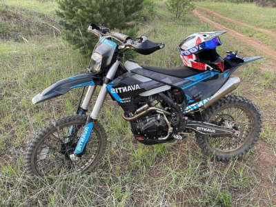 Мотоцикл кроссовый эндуро AVANTIS 250 CARB (PR250/172FMM-5 DESIGN HS ЧЕРНЫЙ) ARS с ПТС Б/У