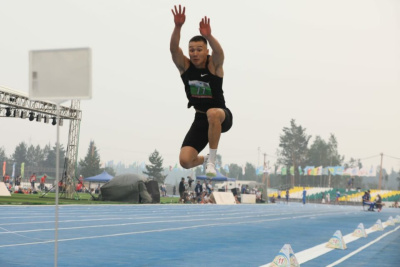 Отбор на Игры Манчаары. В Горном улусе стартовал чемпионат по якутским прыжкам / Дьулустаан Сергеев   