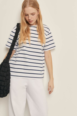 Футболка свободного силуэта в полоску