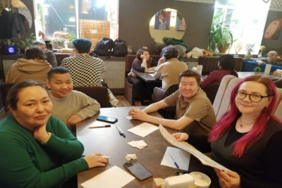 В Якутске провели очередной этап синхронного турнира по «Что? Где? Когда?» / ЯСИА Якутск Якутск Республика Саха (Якутия)