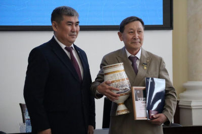 Ученые Якутии чествовали академика РАН Михаила Лебедева / Нарыйа Пахомова   