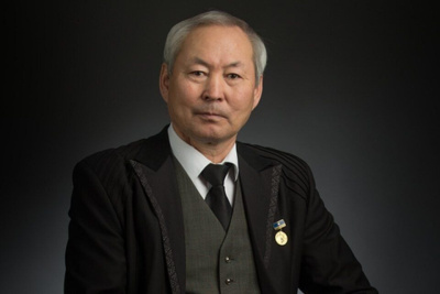 Кирилл Гаврильев отмечает 25-летие в качестве директора Якутского художественного училища / ЯСИА   Республика Саха (Якутия)