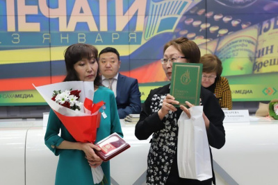 Минсельхоз Якутии поздравил журналистов / ЯСИА   Республика Саха (Якутия)