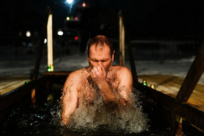 К ледяной купели нужно быть готовым /   Мирнинский 