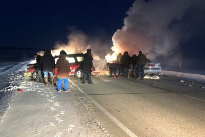 В результате лобового столкновения двух автомобилей возле села Немюгюнцы в Якутии погиб человек / ЯСИА   Республика Саха (Якутия)