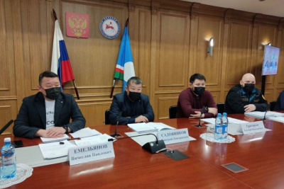 В Якутске продолжается работа по созданию единой теплоснабжающей организации / ЯСИА Якутск Якутск Республика Саха (Якутия)