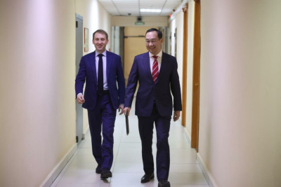 Фото дня. В Якутию приехал министр природных ресурсов и экологии РФ Александр Козлов / ЯСИА   Республика Саха (Якутия)