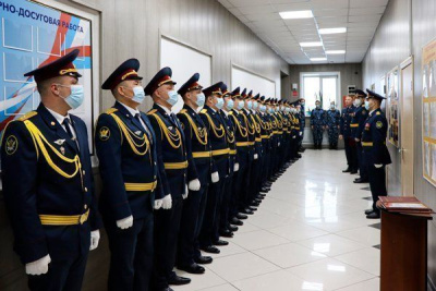 Конвоиров поздравили с Днем специальных подразделений уголовно-исполнительной системы / ЯСИА   