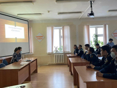 Сотрудники МВД Якутии провели «Студенческий десант» / ЯСИА   Республика Саха (Якутия)