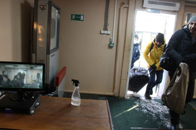 В аэропорту Мирного усилен температурный контроль пассажиров /   Мирнинский Мирнинский