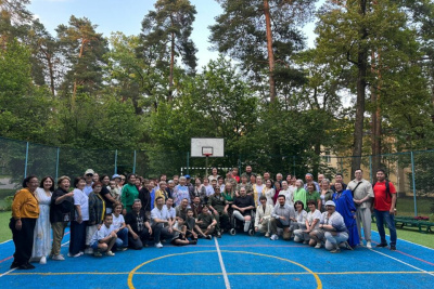 Театр эстрады Якутии выступил с концертом для участников СВО в санатории «Бэс Чагда» / ЯСИА   