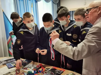 Курсантам рассказали историю становления транспортной полиции Якутии / ЯСИА   Республика Саха (Якутия)