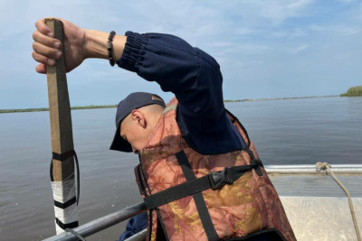 В Намском районе ищут выпавшего из лодки мужчину / ЯСИА   