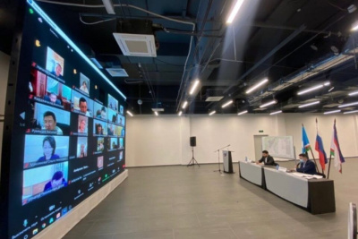 Глава Якутска отчитался перед жителями Автодорожного округа / ЯСИА Якутск Якутск Республика Саха (Якутия)