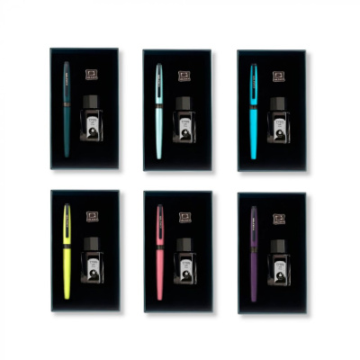 Набор Ручка перьевая Малевичъ с конвертером, перо EF 0,4 мм, тушь, значок, цвет: ультрамарин