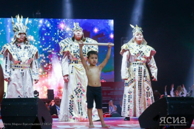 По тысяче долларов получат авторы гимна и логотипа для мас-рестлинга / Дьулустаан Сергеев   