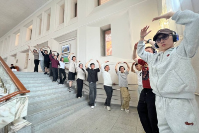 В Якутске провели иммерсивную экскурсию по закулисью Театра оперы и балета / Алина Мурукова   