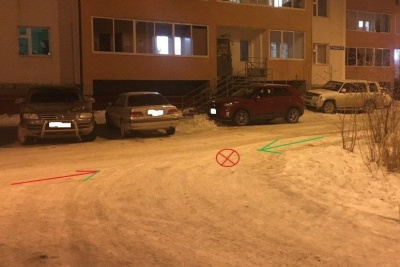 ГАИ разыскивает свидетелей, видевших машину, сбившую 13-летнюю девочку во дворе Якутска / ЯСИА Якутск Якутск Республика Саха (Якутия)