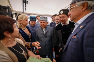 Глава Якутии и Раис Татарстана посетили выставку муниципалитетов в Якутске / ЯСИА Якутск Якутск Республика Саха (Якутия)