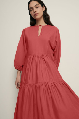 Платье из хлопка с v-образным вырезом