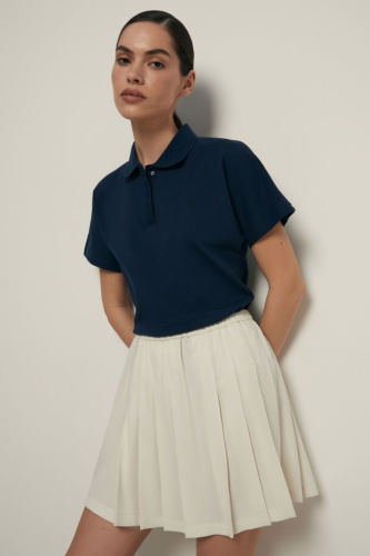 Поло приталенного силуэта с вышивкой