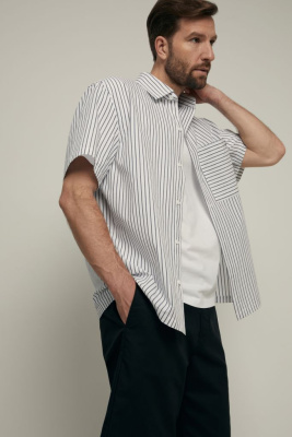 Рубашка с коротким рукавом свободного силуэта