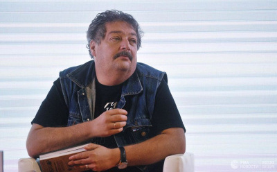 Дмитрия Быкова госпитализировали с подозрением на инсульт / ЯСИА   