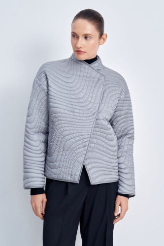 Утепленная куртка прямого силуэта