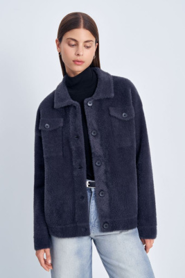 Жакет с высоким ворсом и нагрудными карманами