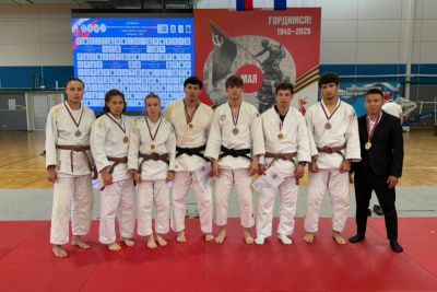 Дзюдоисты сборной Якутии выиграли шесть путёвок на чемпионат России / Дьулустаан Сергеев   