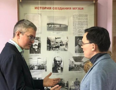 Владимир Солодов посетил музеи Якутска / ЯСИА Якутск Якутск Республика Саха (Якутия)