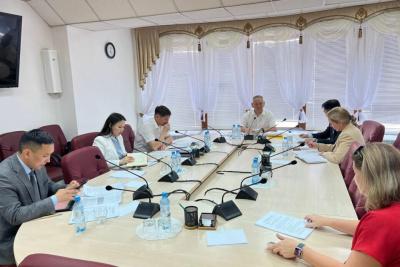 Сахамин Афанасьев провел совещание по вопросу бесхозного федерального имущества в Якутии / ЯСИА   Республика Саха (Якутия)