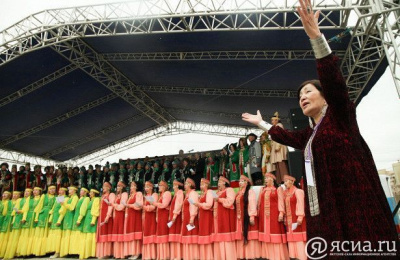 В субботу на площади Ленина целый день будет идти концерт в честь Дня песни / Наталия Чемашкина   