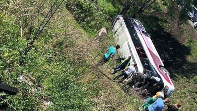 В Приморье перевернулся автобус с китайскими туристами. Есть погибшие / ЯСИА   