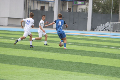 Якутские футболисты на домашнем поле уступили сахалинцам / Дьулустаан Сергеев   