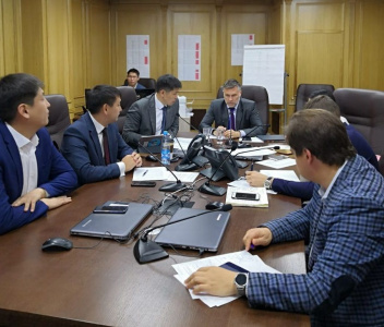 Кирилл Бычков проверил ход подключения республики к цифровому телевидению / ЯСИА   