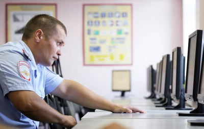 ГИБДД устранило сбой в работе информационной системы / ЯСИА   