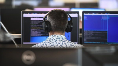 Россиян ждет сокращенная рабочая неделя / ЯСИА   