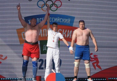 В Лужниках состоялся чемпионат России по мас-рестлингу в абсолютной весовой категории / ЯСИА   Город Москва