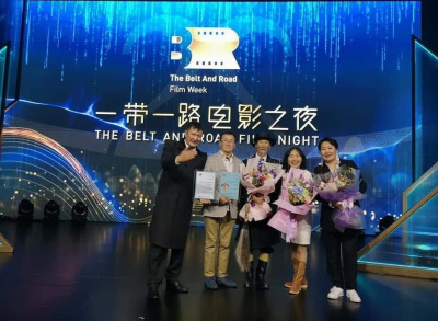 На Шанхайском кинофестивале фильм «Надо мною солнце не садится» покорил сердца зрителей и СМИ / ЯСИА   