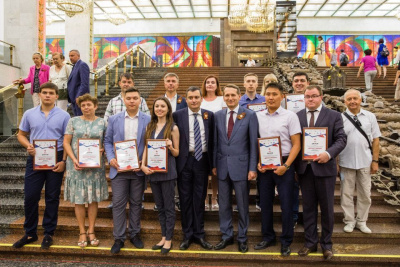 Победителя «Диктанта Победы»  из Якутии наградили в московском Музее Победы / ЯСИА   Республика Саха (Якутия)